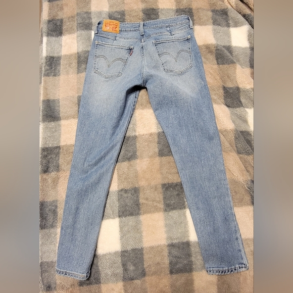 Jeans - Picture 2 of 3